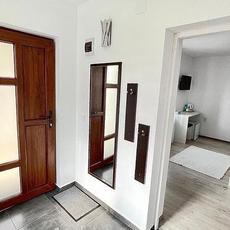 Apartament Linistit / Cozy Apartment Câmpulung Moldovenesc Exterior foto